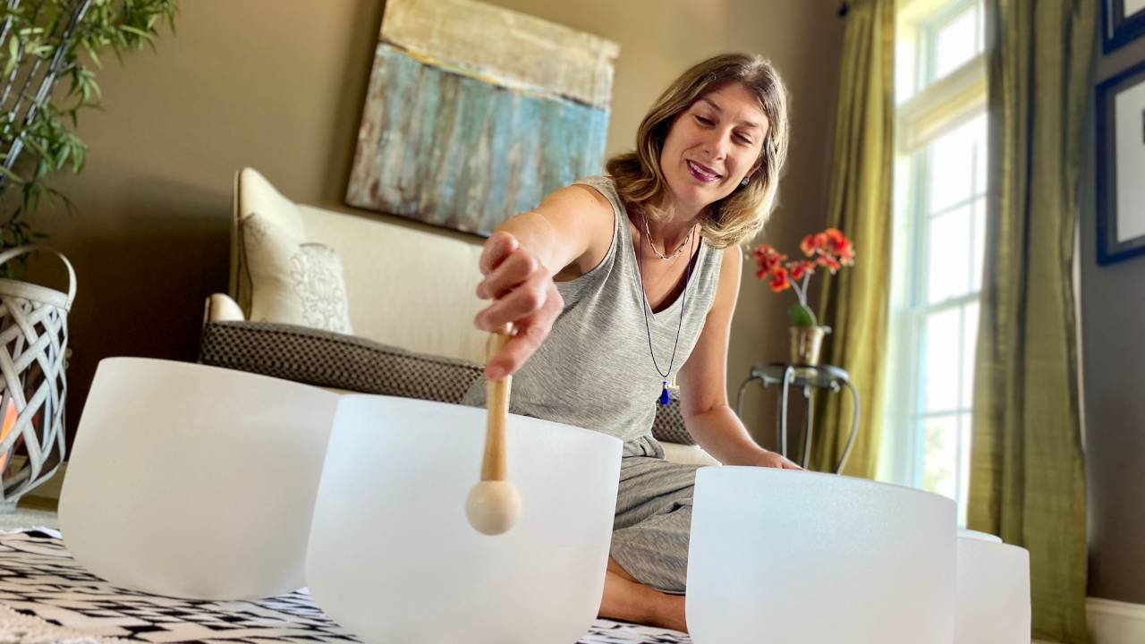 Sound healer with Tibetan Bowls