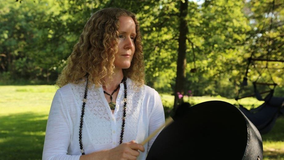 Natalie Brown - Sound Healing in Cedar Rapids, Iowa, USA