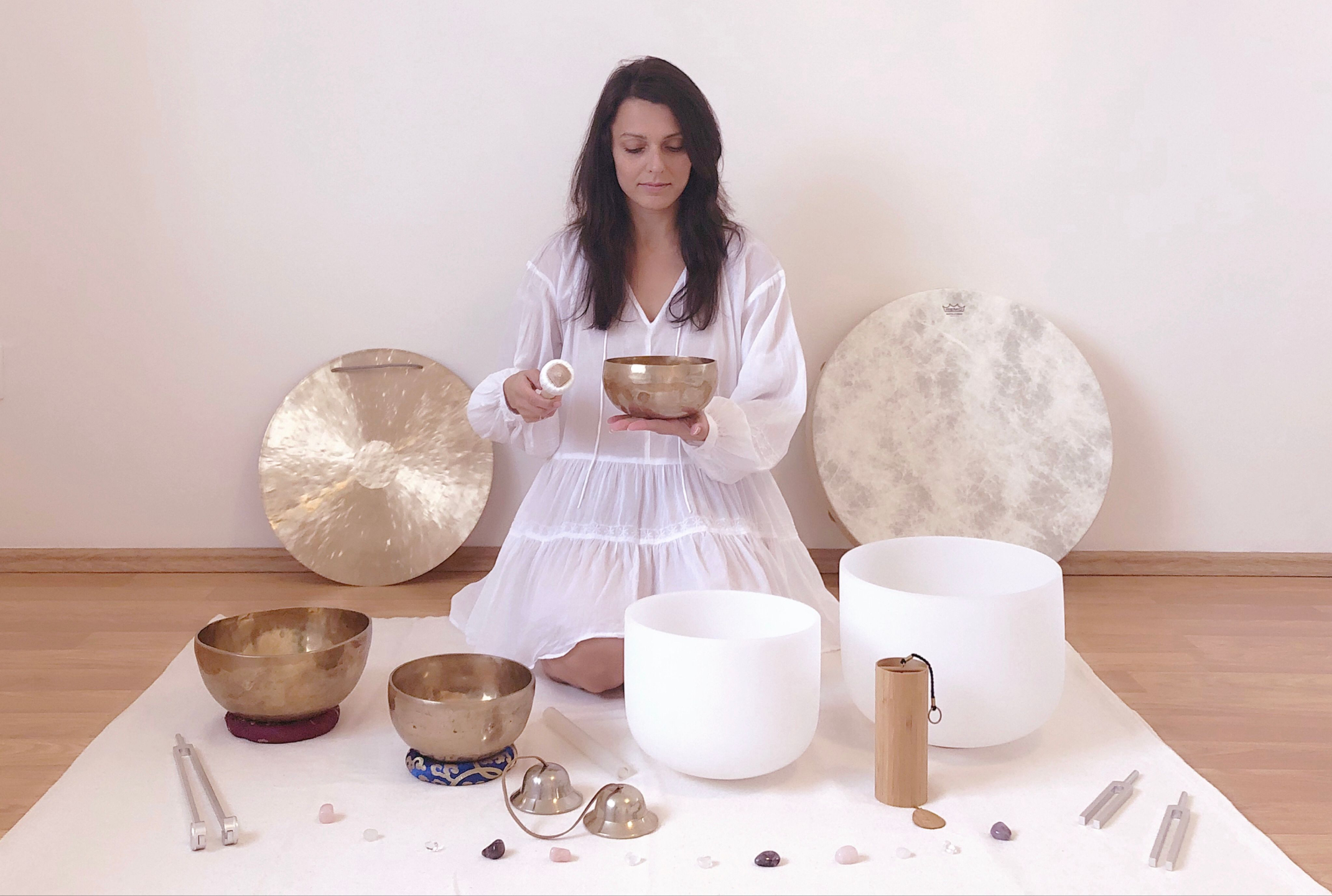 Sound Healing practitioner Hana Bartošov