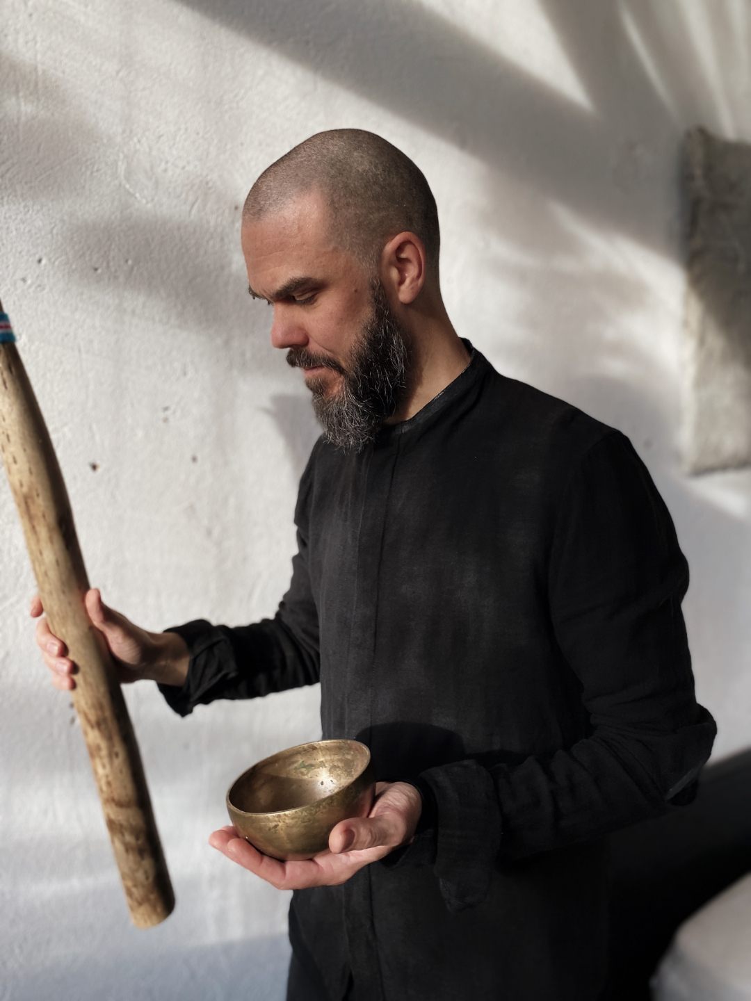 Sound Healing practitioner Hana Bartošov