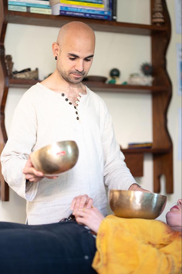 Sound Healing Practitioner Chris Cadelanu