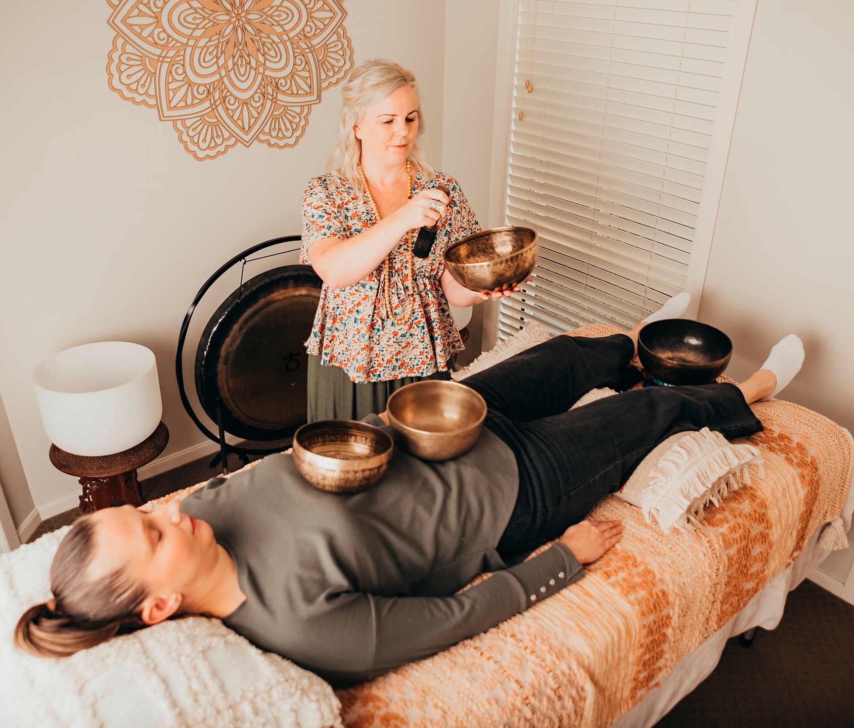 Paris Jade Sound Healer