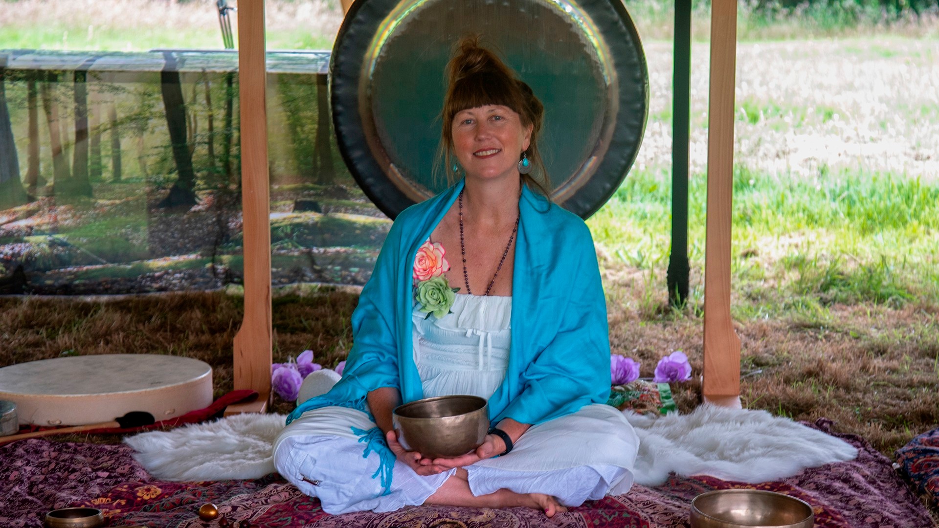 Katherine Collinge - Sound Healing in Port Isaac, UK