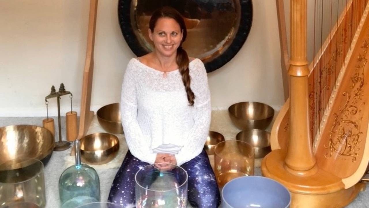 Siobhan Swider - Sound Healing in Brighton, UK