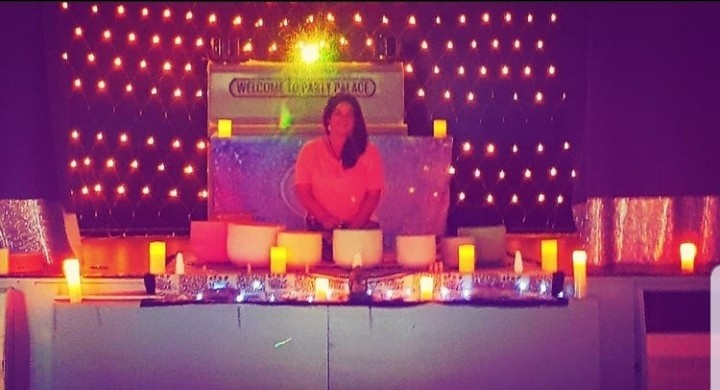 Anne Spinola - Sound Healing in Merseyside, UK