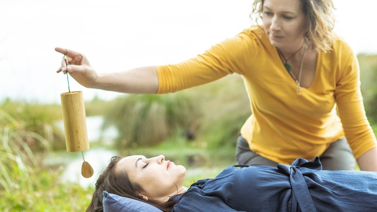 Kate Mikecz - Sound Healing in New Zealand